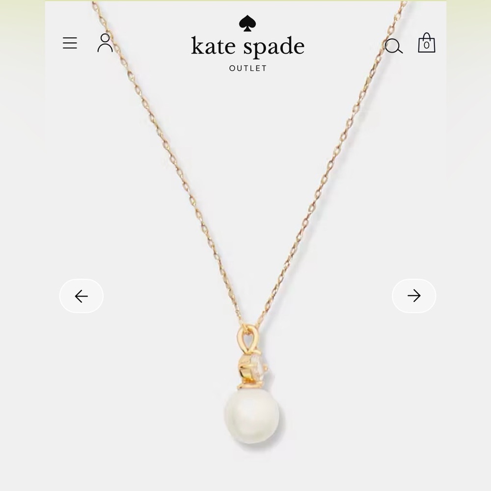 kate spade Pearls Of Wisdom Mini
Pendant Necklace